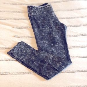 Victoria’s Secret yoga acid wash leggings